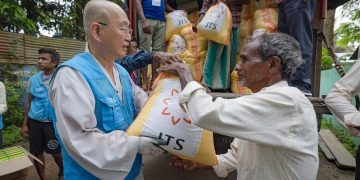 Engaged Buddhism Special Report: Ven. Pomnyun Sunim and JTS Conduct Emergency Relief in Assam after Severe Floods